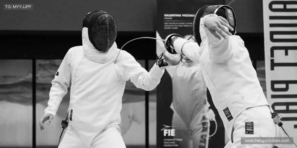 从训练场到直播间，我们与你同在！🏟️📱